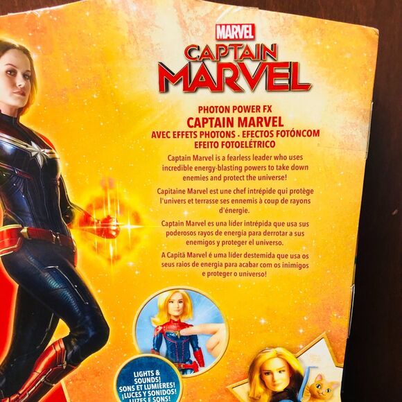 Captain Marvel Avengers Movie 12" Photon Power FX Hero Doll Figure - Picture 3 of 4